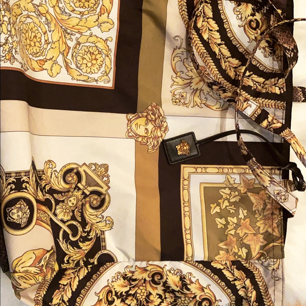 Authentic Versace tote bag brand new medusa print excellent condition
